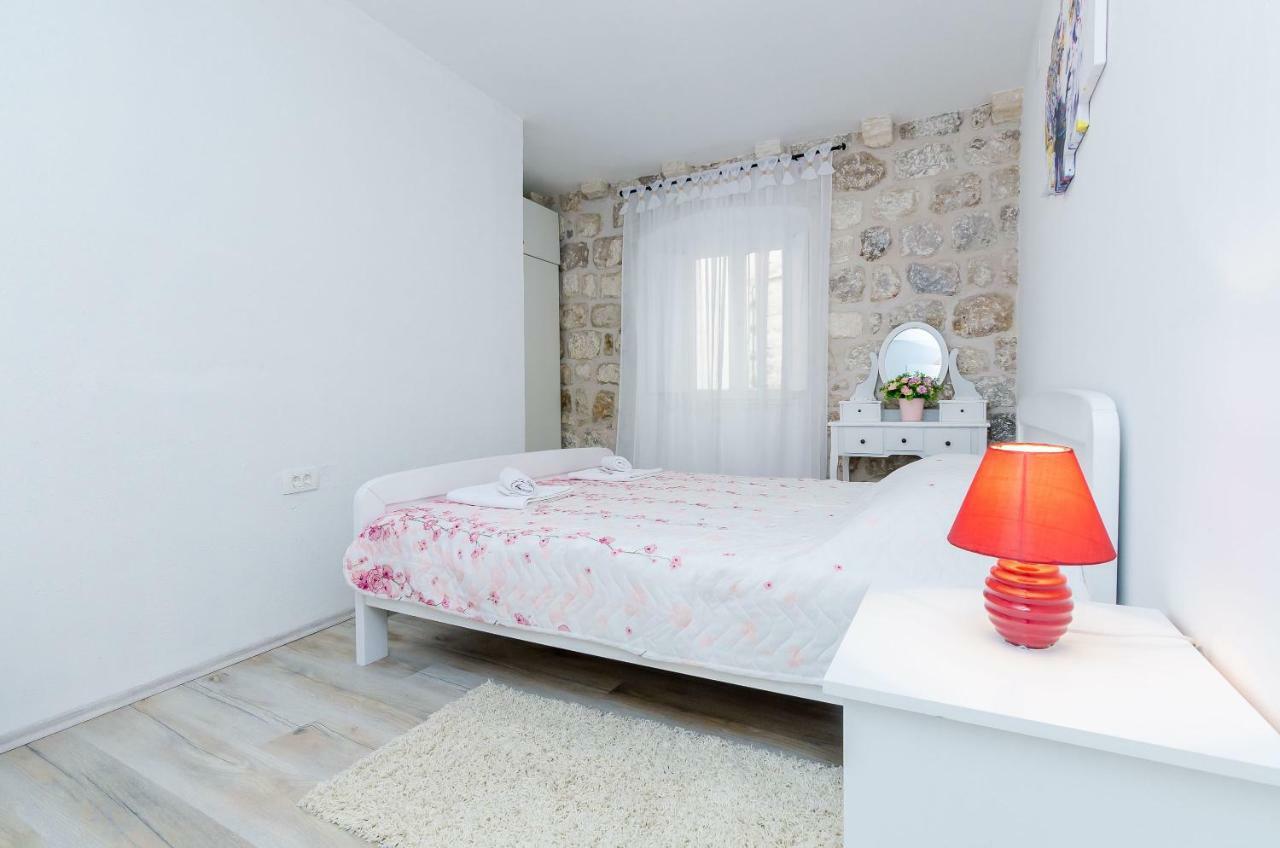 Little Star Ii Apartment